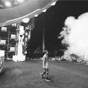 瓯美老美女口交
